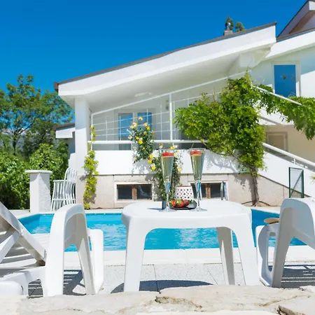 Dom wakacyjny Vacation Mirasole